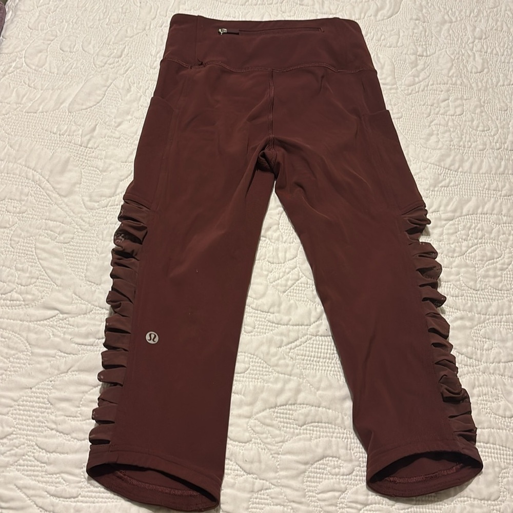 Lululemon cropped sheer rouched leggings brown size 2 - Picture 2 of 5